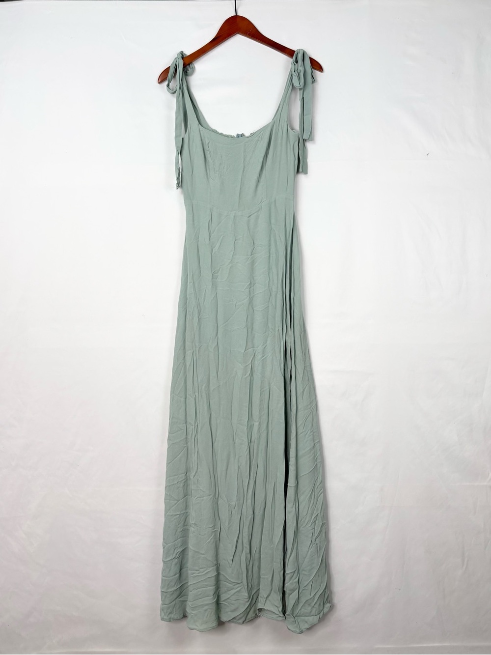 Reformation Westerly Maxi Dress Celadon Size 8 Maxi Tie Straps Slit